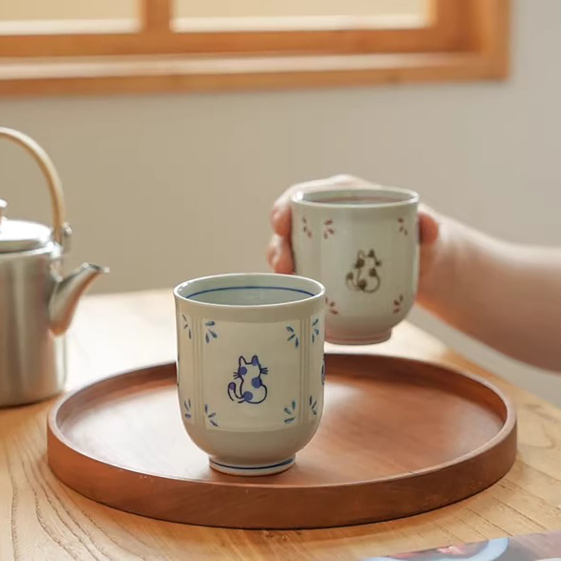 Tasse yunomi  Seto-yaki motif chat dos 