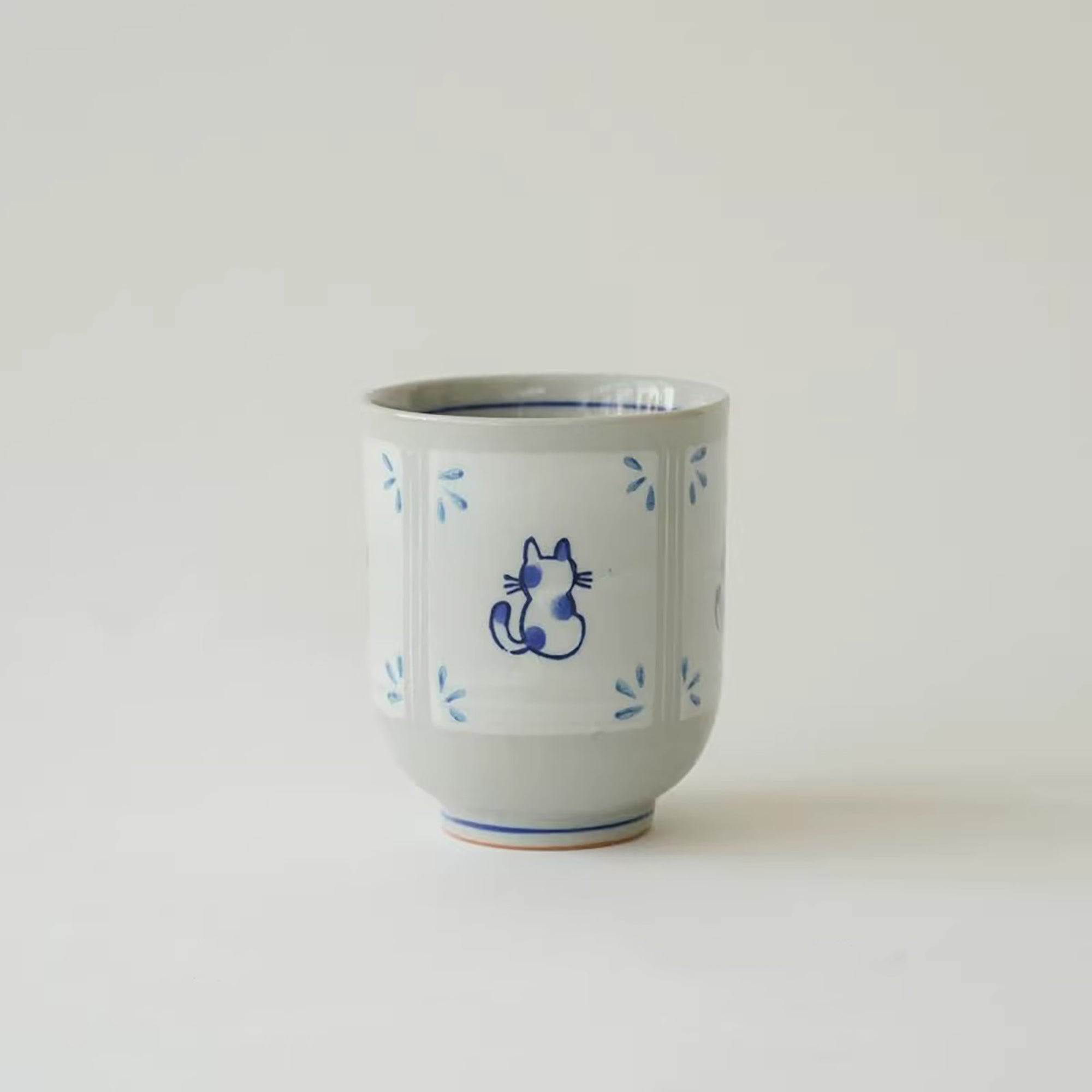 Tasse yunomi  Seto-yaki motif chat dos 