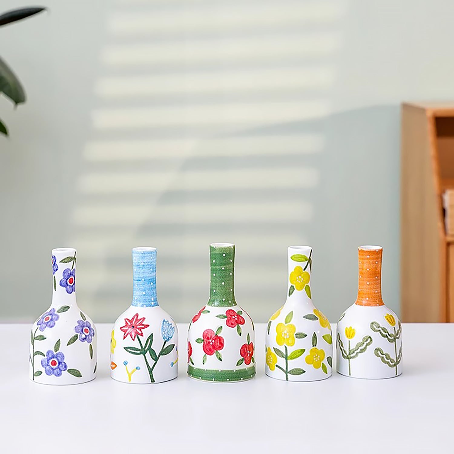Vase en céramique fait main avec Motifs floraux