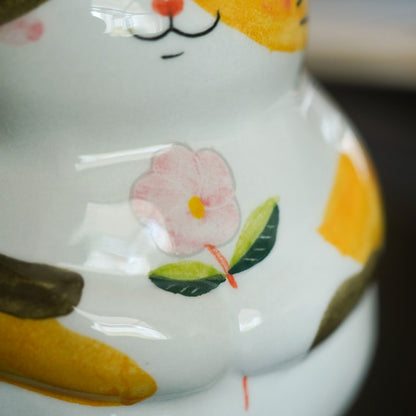Vase en céramique avec forme chat mignon