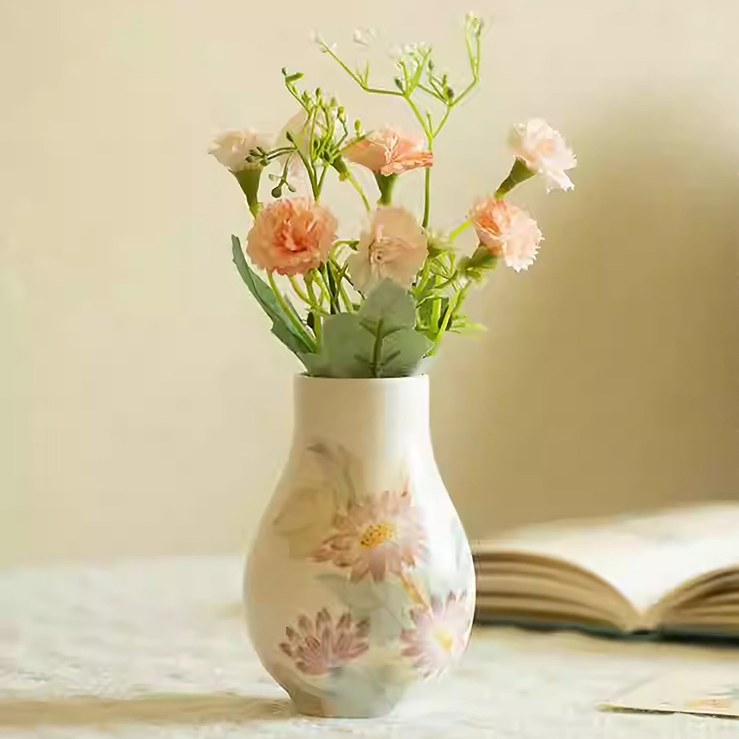 Vase en céramique peint à la main motif marguerite