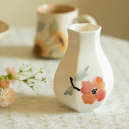 Vase en céramique peint à la main motif floral