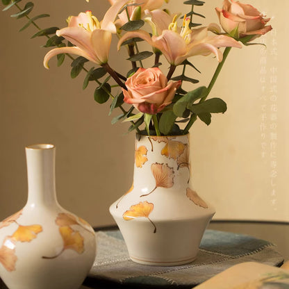 Vase peint à la main motif feuilles de ginkgo 