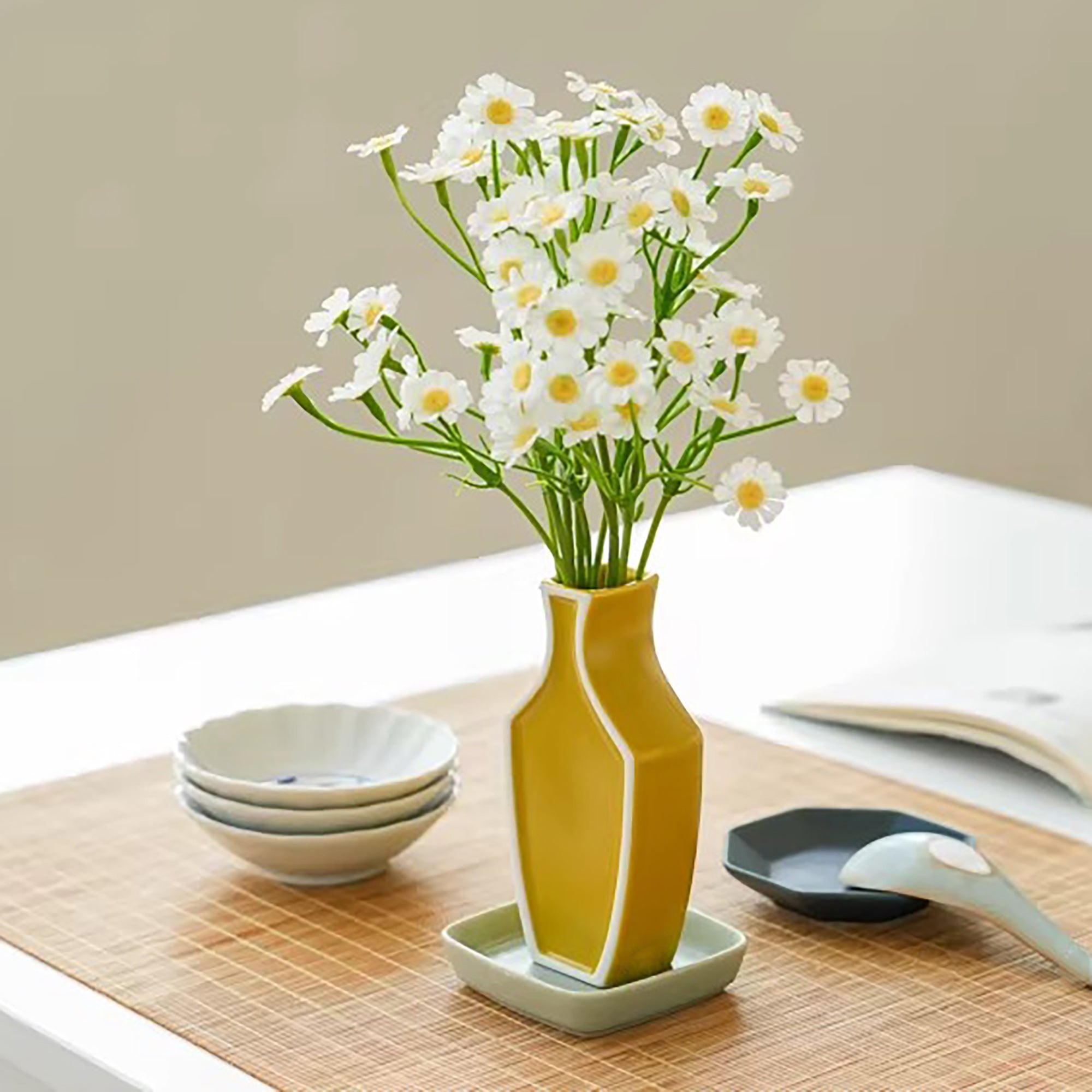 Vase mini en céramique Oda Toki coloré