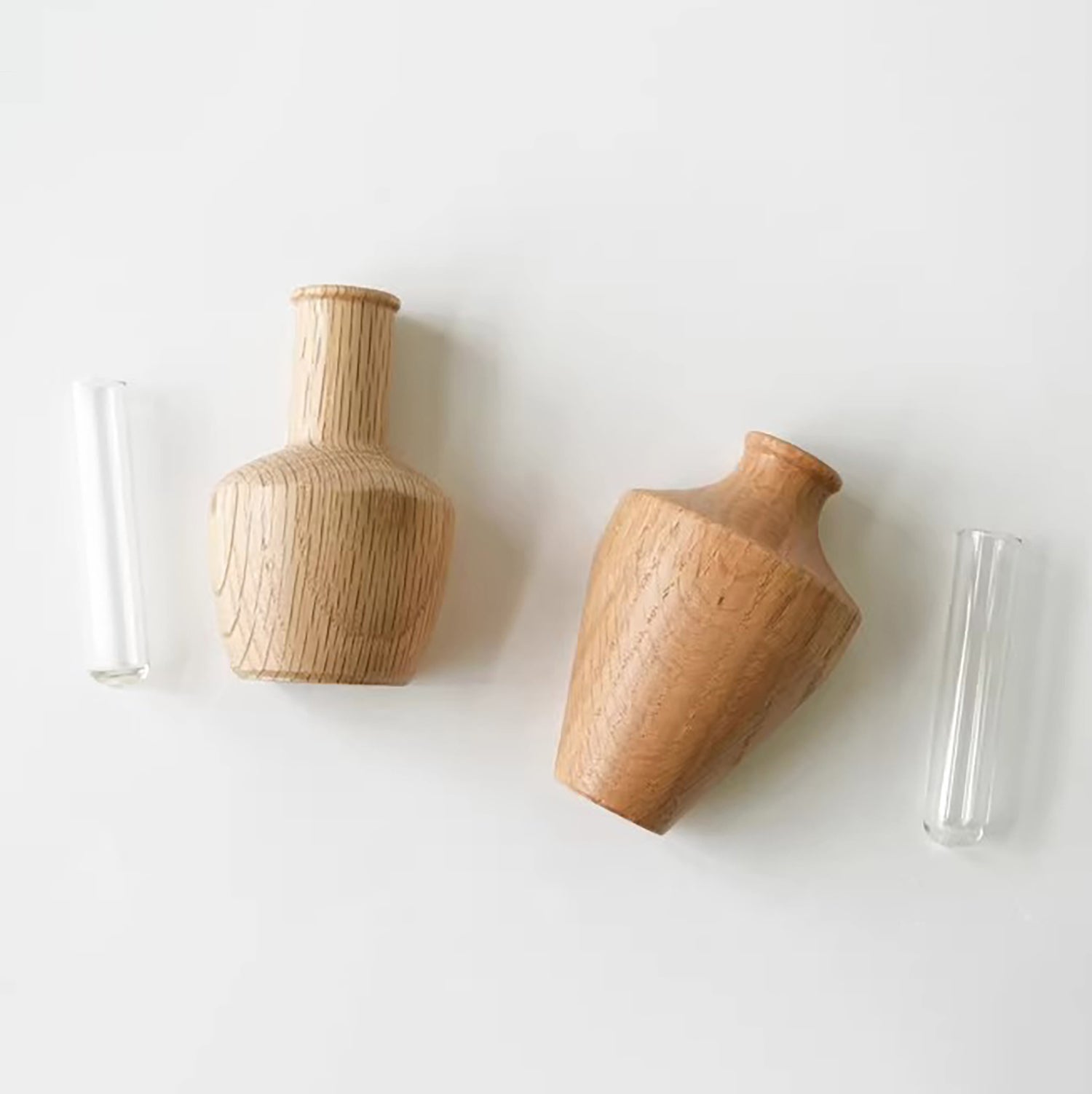 Vase magnétique en bois