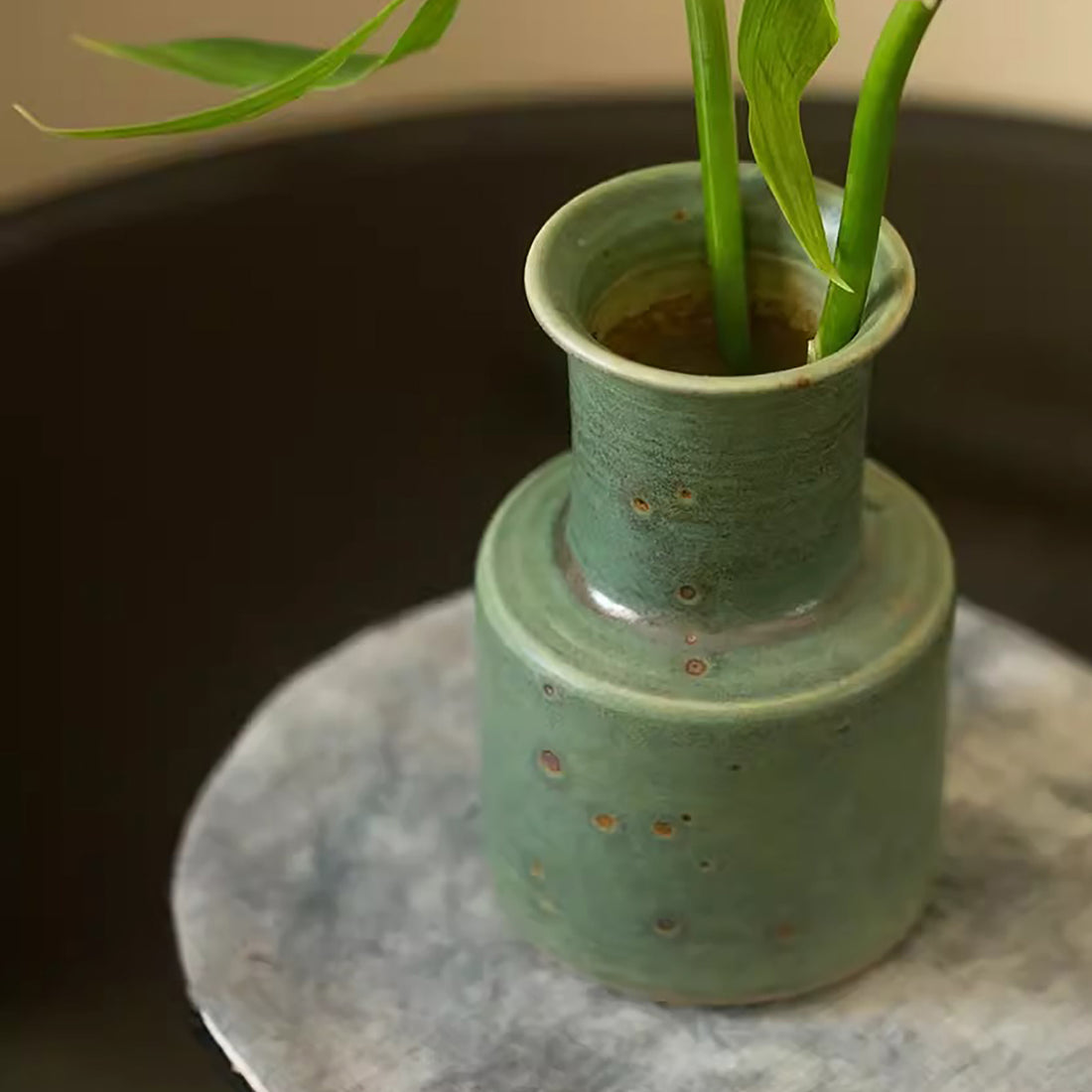 Petite Vase en céramique style wabi-sabi