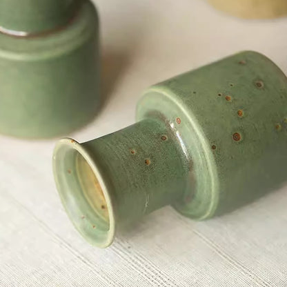 Petite Vase en céramique style wabi-sabi