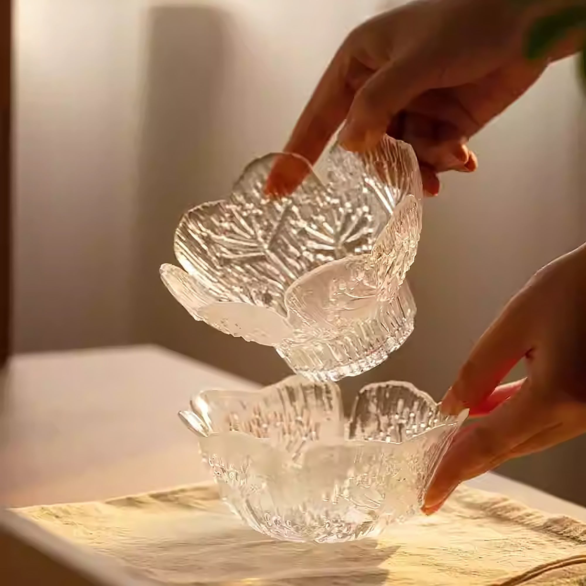 Bol en verre motif fleur bord irrégulier