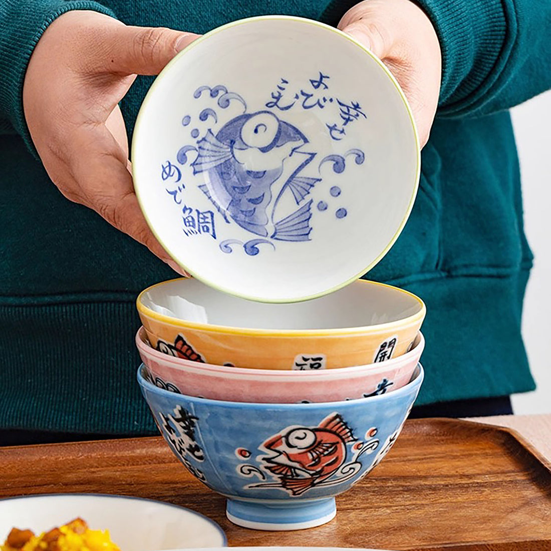 Bols à riz avec design bonheur japonais