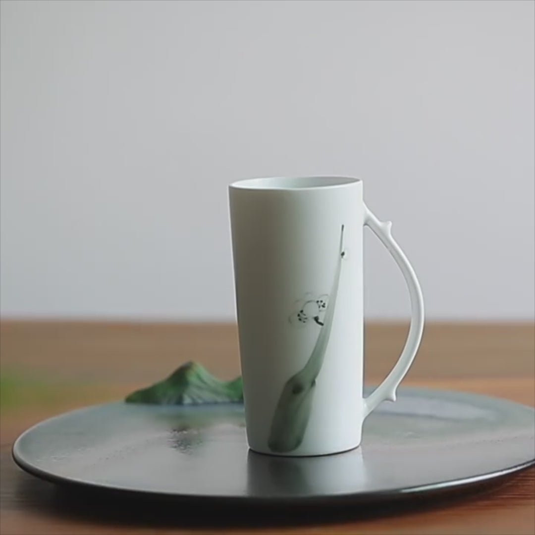 Mug en porcelaine fait à la main