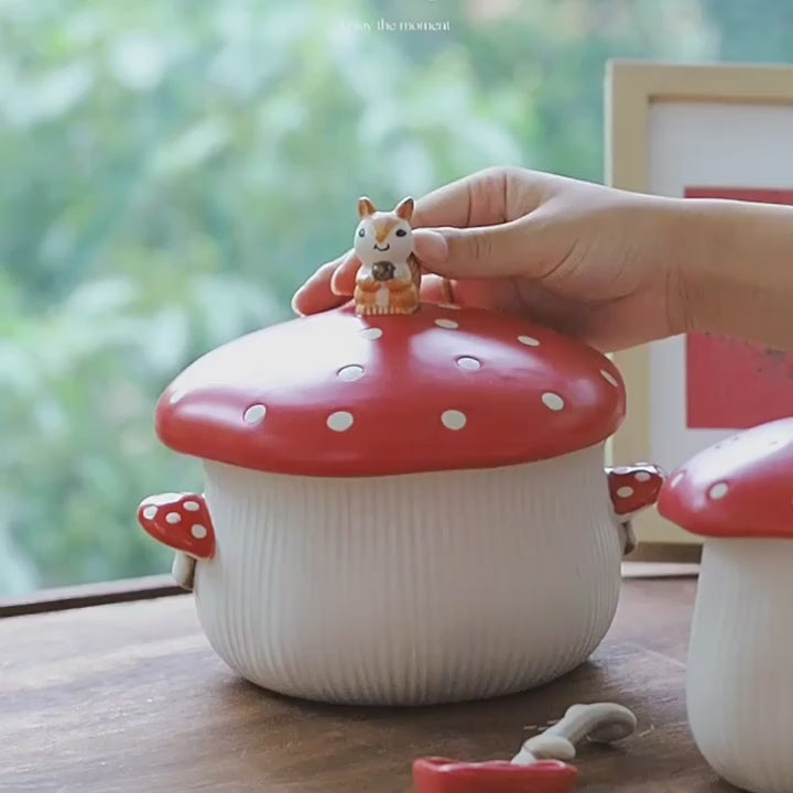 Bol à ramen avec couvercle en forme de champignon féérique